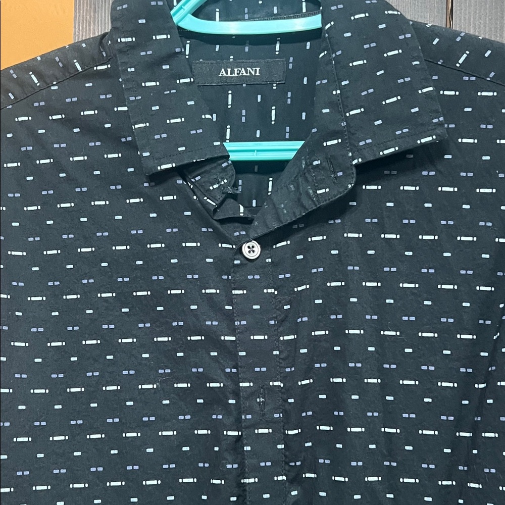 Alfani Men's Navy and White Patterned Shirt